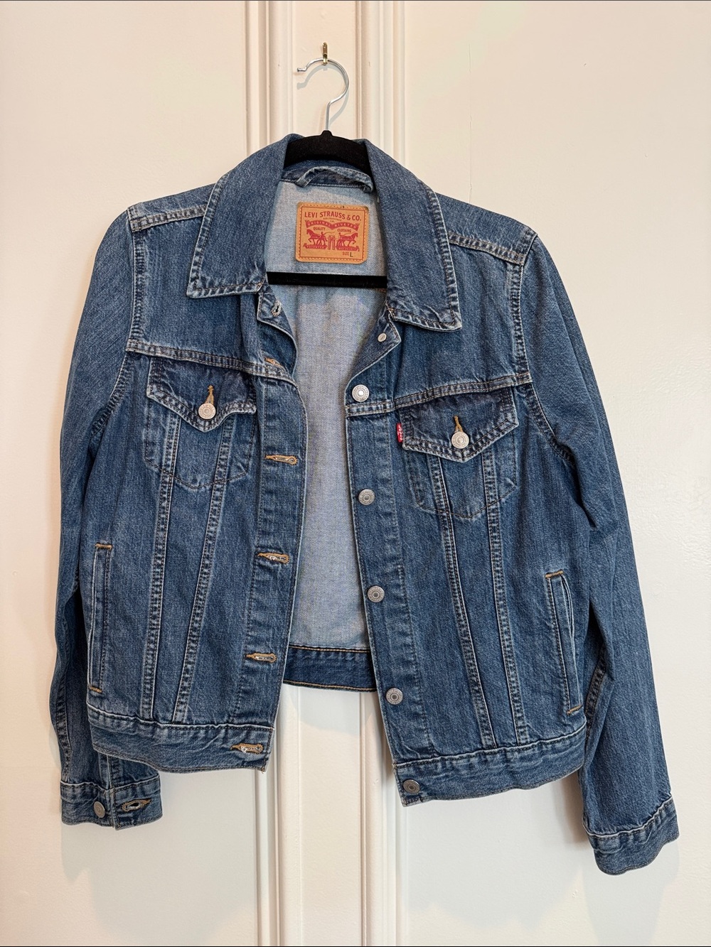 Vintage Levi's Women's Medium Blue Denim Jean Jacket
